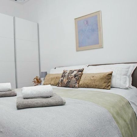 Apartman Ami Сплит Екстериор снимка
